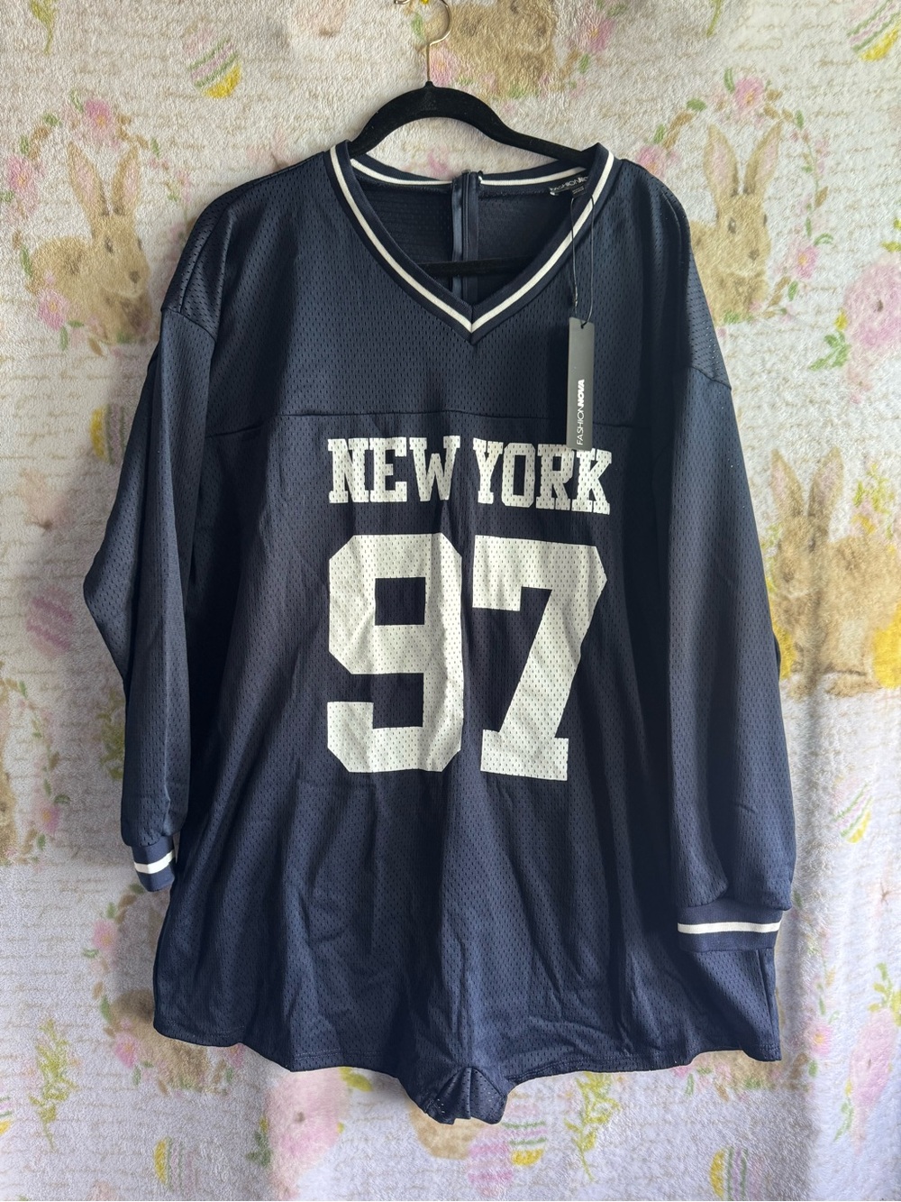 Fashion Nova Navy V-Neck 'NEW YORK 97' Pullover Sweater